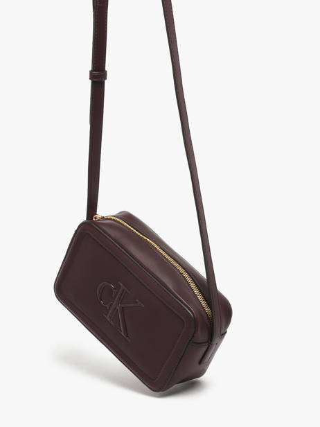 Cross Body Tas Bold Monogram Calvin klein jeans Bruin bold monogram 4F3220G ander zicht 2