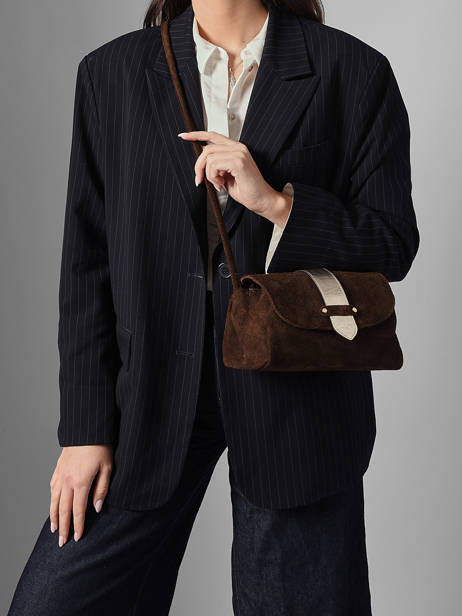 Cross Body Tas M Agnes Rundsleer Met Suède Finish Etrier Bruin agnes EAGV205M ander zicht 2