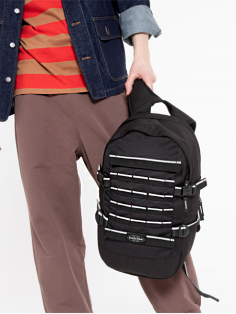 Rugzak Floid Tact 1 Compartiment Eastpak Zwart core series K24F ander zicht 1